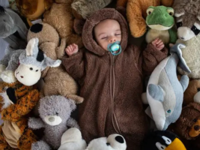 Cuddly toy : until what age can a child have one?