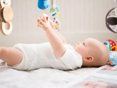 Play with Baby: what activities to do with a toddler?